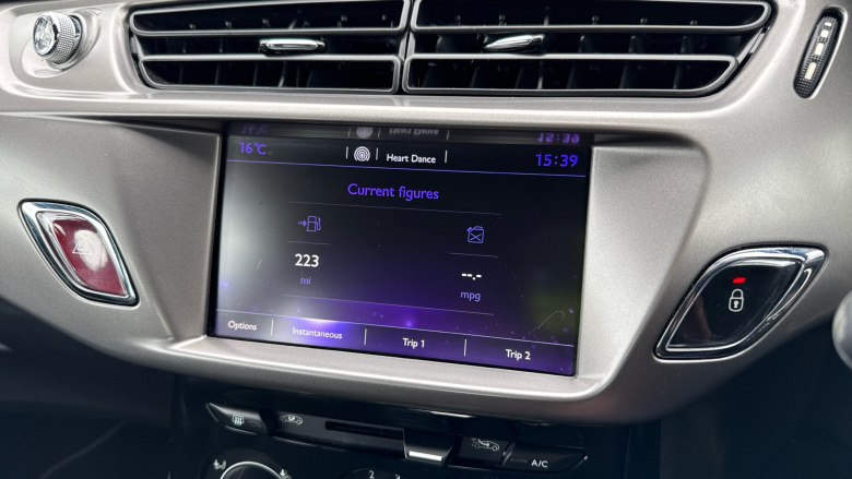 DS 3 1.2 PureTech 82 Chic 3dr Petrol Hatchback